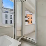 Lux 2br With Views & Balcony アパート ルクセンブルク