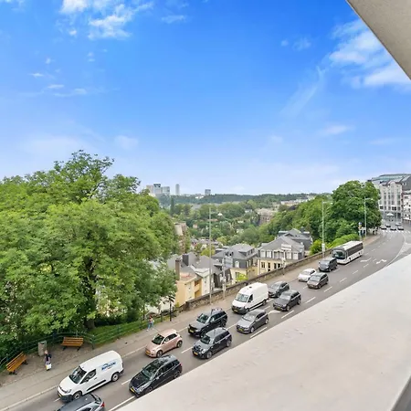 Lux 2br With Views & Balcony アパート *