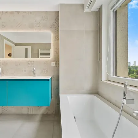 Lux 2br With Views & Balcony * Luxembourg