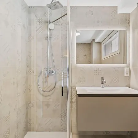 Lux 2br With Views & Balcony Luxembourg By