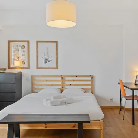 Lux 2br With Views & Balcony 卢森堡