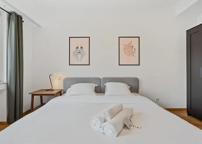 Apartamento Lux 2br With Views & Balcony