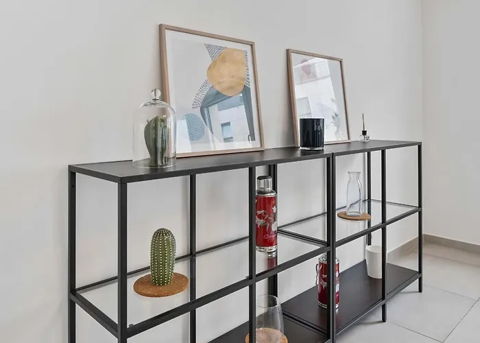 Lux 2br With Views & Balcony Luxemburg